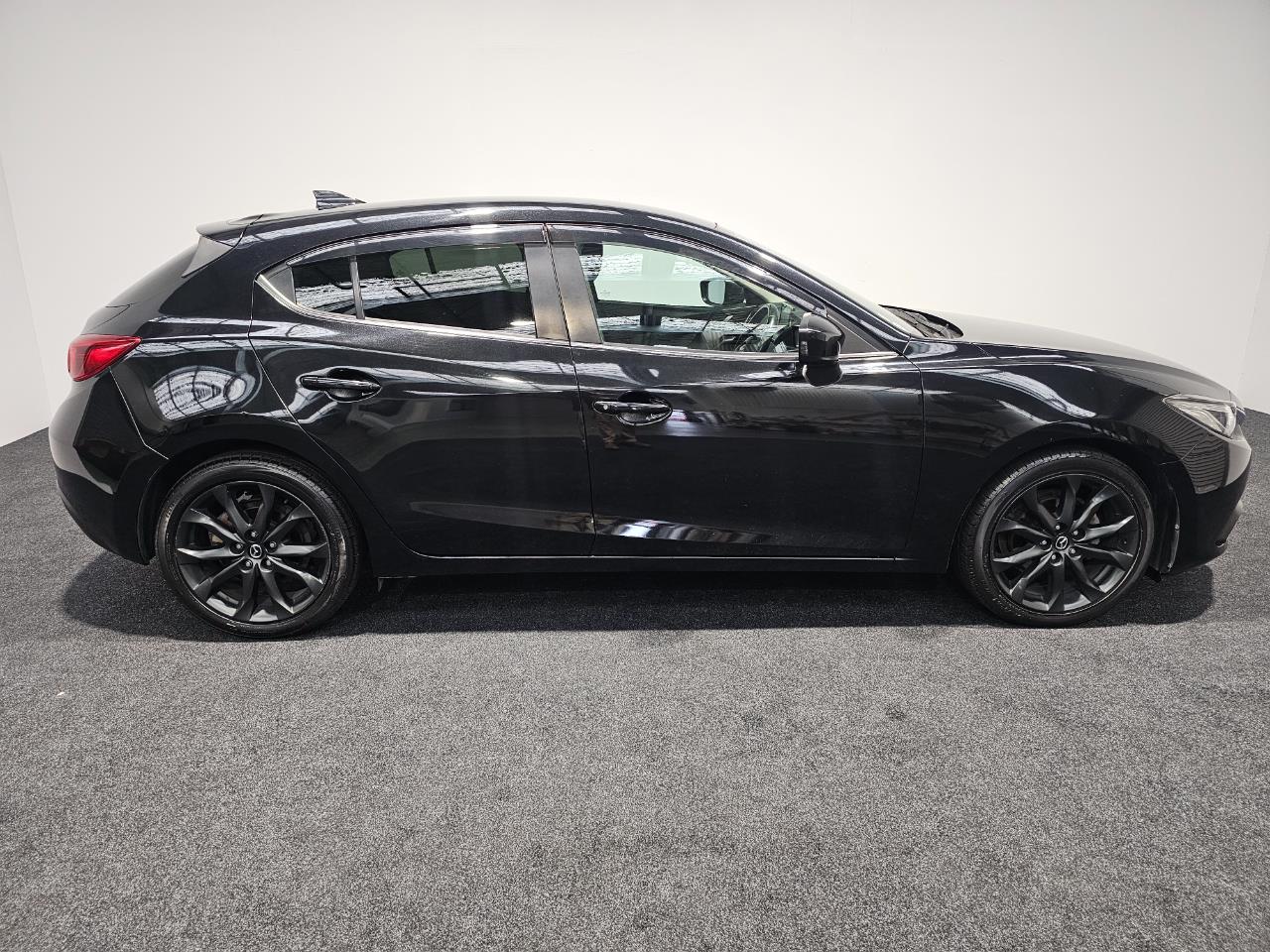 2015 Mazda AXELA