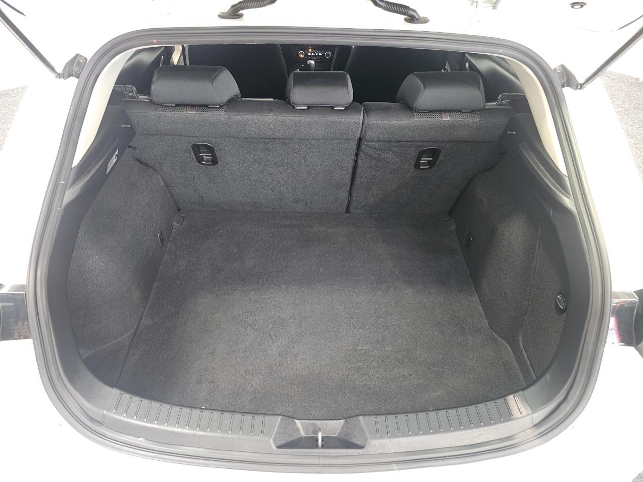 2017 Mazda AXELA