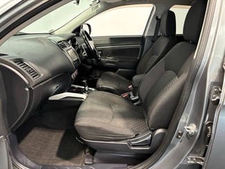 2010 Mitsubishi RVR - Thumbnail