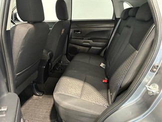 2010 Mitsubishi RVR - Thumbnail