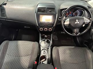 2010 Mitsubishi RVR - Thumbnail