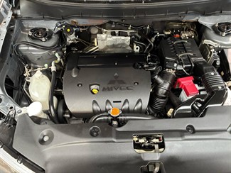 2010 Mitsubishi RVR - Thumbnail