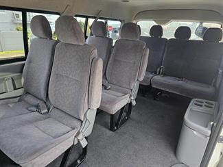 2010 Toyota Hiace - Thumbnail