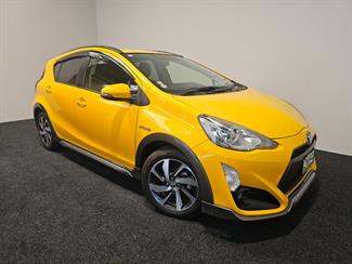 2015 Toyota AQUA - Thumbnail