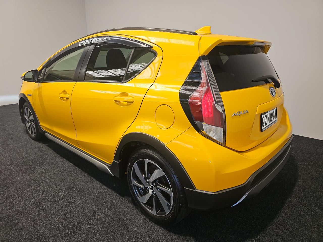 2015 Toyota AQUA