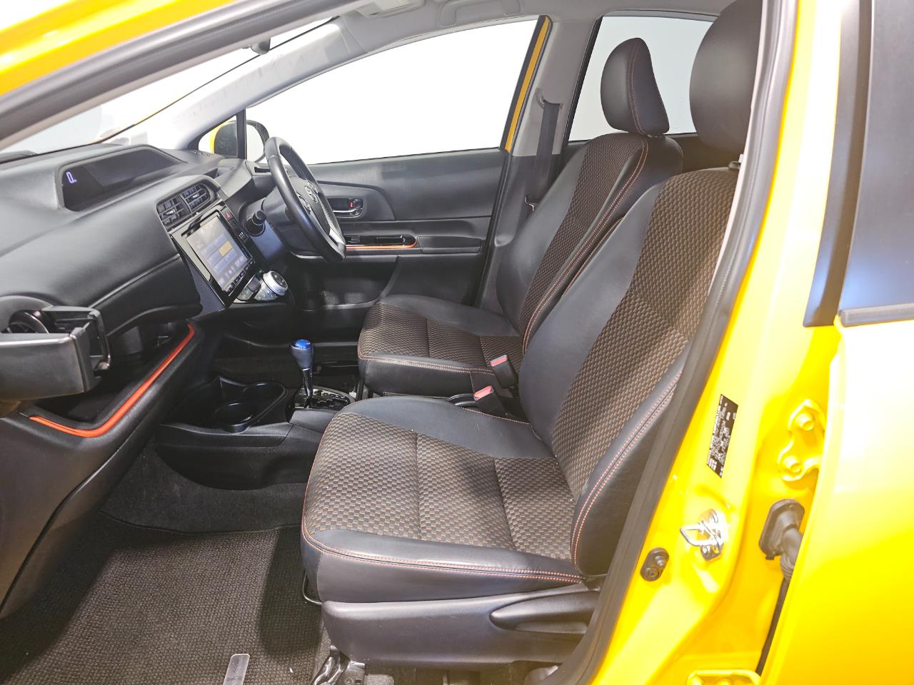 2015 Toyota AQUA
