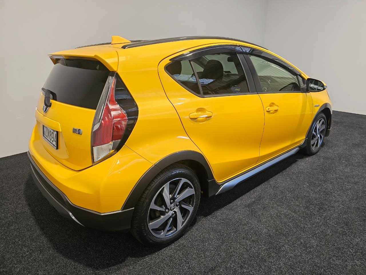 2015 Toyota AQUA