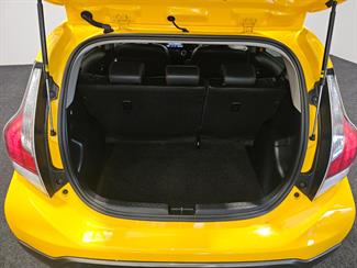 2015 Toyota AQUA - Thumbnail