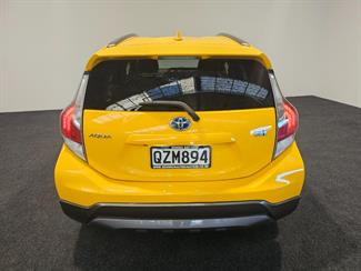2015 Toyota AQUA - Thumbnail