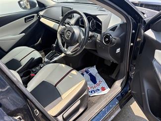 2015 Mazda DEMIO - Thumbnail